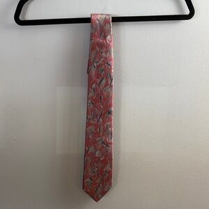 Elegant Pink 100% Silk Patterned Men's Tie